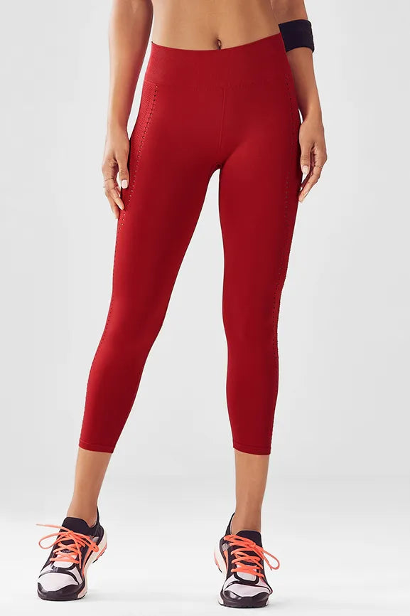 Seamless Mid-Rise Capri