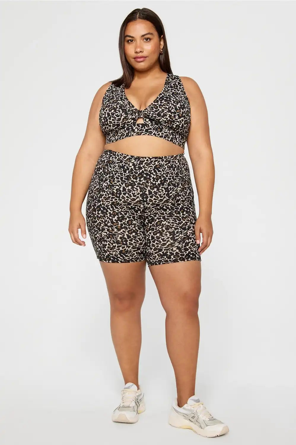 Oasis PureLuxe High-Waisted Short 6"